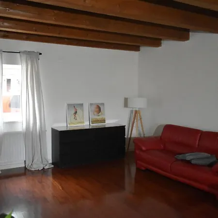 Small House In Valley Vipava