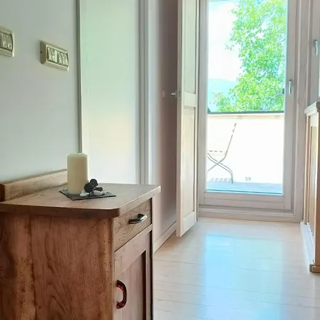 Small House In Valley Vipava