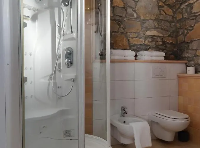 Holiday home Small House In Valley Vipava